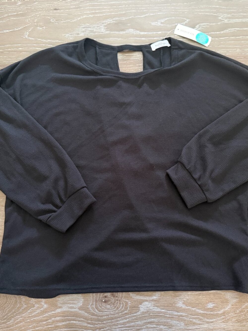 NWT!  Womens Stitch Fix Kaleigh Sadaf black open back detail knit top size XL